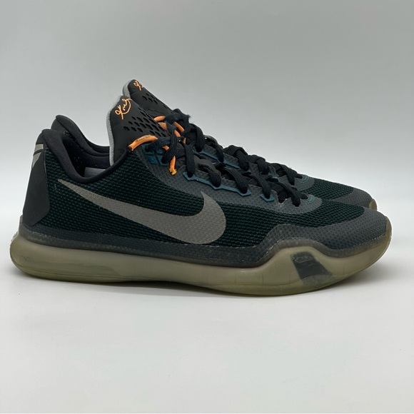Nike Other - Nike x Kobe 10 Mentality Flight Low Sneakers. Sz. 9